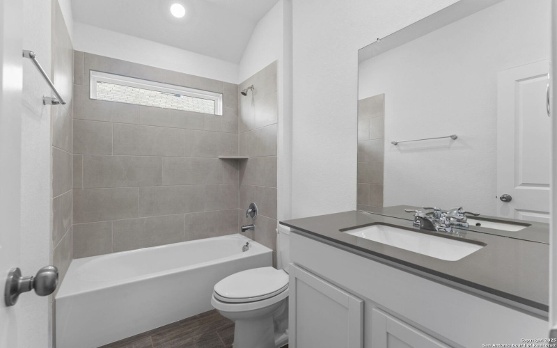 5522 Wilder St, New Braunfels, TX 78132, 4 Habitaciones Habitaciones , ,3 BañosBaños,Residential,En Venta,5522 Wilder St,0,1922658