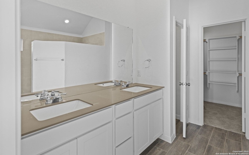 5530 Wilder St, New Braunfels, TX 78132, 4 Habitaciones Habitaciones , ,3 BañosBaños,Residential,En Venta,5530 Wilder St,0,1922666