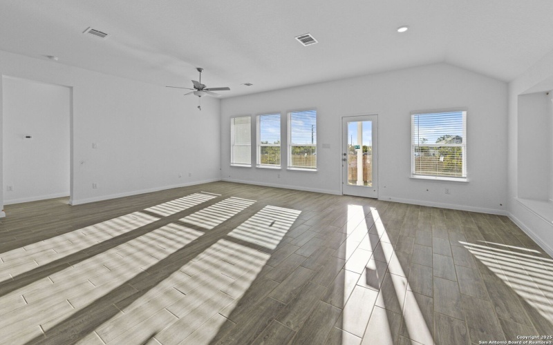 5526 Wilder St, New Braunfels, TX 78132, 4 Habitaciones Habitaciones , ,3 BañosBaños,Residential,En Venta,5526 Wilder St,0,1922690