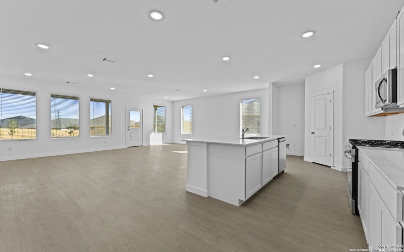 1240 Fox Wing Way, New Braunfels, TX 78132, 4 Bedrooms Bedrooms, ,3 BathroomsBathrooms,Residential,For Sale,1240 Fox Wing Way,0,1922696