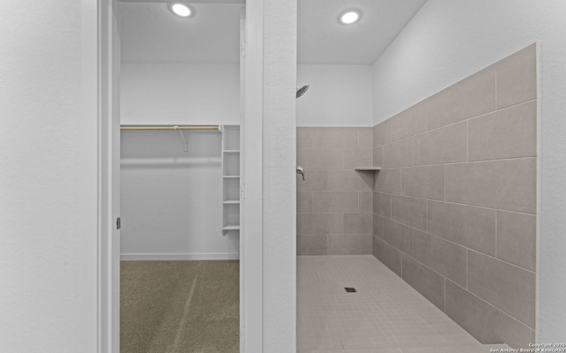 1240 Fox Wing Way, New Braunfels, TX 78132, 4 Bedrooms Bedrooms, ,3 BathroomsBathrooms,Residential,For Sale,1240 Fox Wing Way,0,1922696