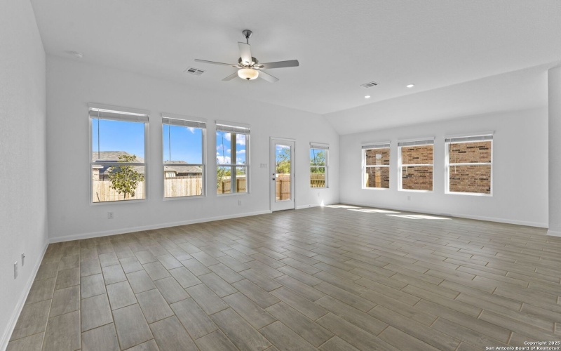 4106 Hampshire Way, San Antonio, TX 78245, 4 Habitaciones Habitaciones , ,3 BañosBaños,Residential,En Venta,4106 Hampshire Way,0,1922714