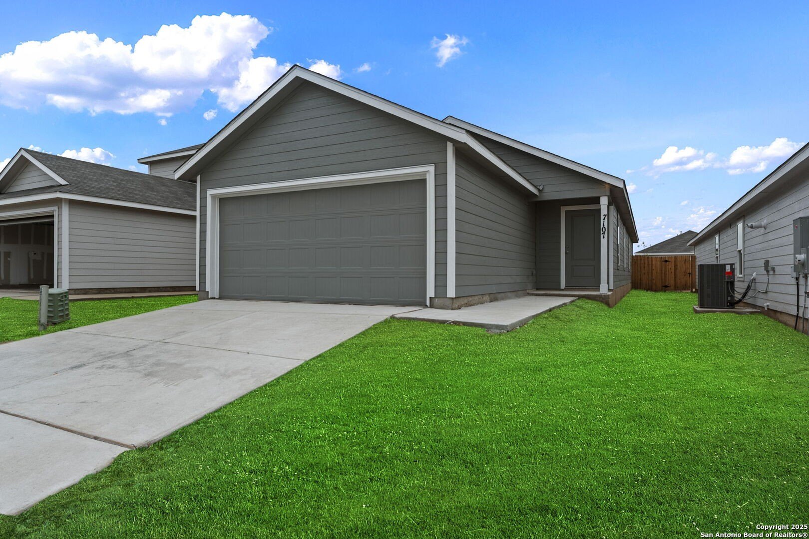 7107 Brownleaf Dr, San Antonio, TX 78227, 4 Bedrooms Bedrooms, ,2 BathroomsBathrooms,Residential,For Sale,7107 Brownleaf Dr,0,1922731