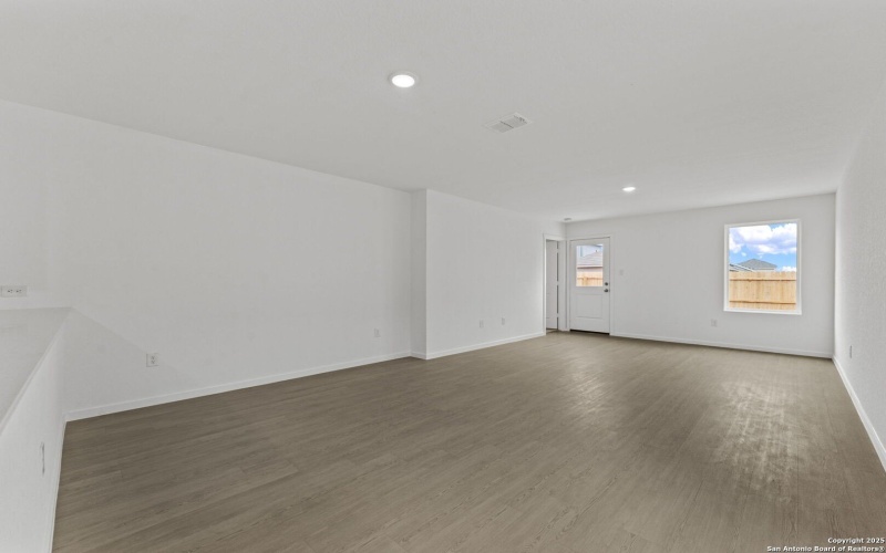 7107 Brownleaf Dr, San Antonio, TX 78227, 4 Bedrooms Bedrooms, ,2 BathroomsBathrooms,Residential,For Sale,7107 Brownleaf Dr,0,1922731