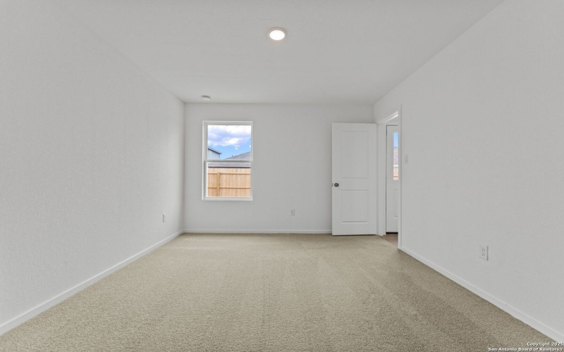 7107 Brownleaf Dr, San Antonio, TX 78227, 4 Bedrooms Bedrooms, ,2 BathroomsBathrooms,Residential,For Sale,7107 Brownleaf Dr,0,1922731