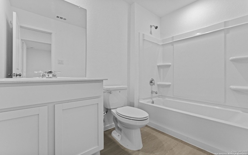 7107 Brownleaf Dr, San Antonio, TX 78227, 4 Bedrooms Bedrooms, ,2 BathroomsBathrooms,Residential,For Sale,7107 Brownleaf Dr,0,1922731