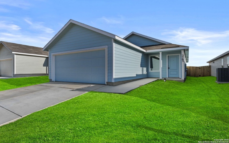 3765 Swift Fox Rd, New Braunfels, TX 78130, 3 Bedrooms Bedrooms, ,2 BathroomsBathrooms,Residential,For Sale,3765 Swift Fox Rd,0,1922747