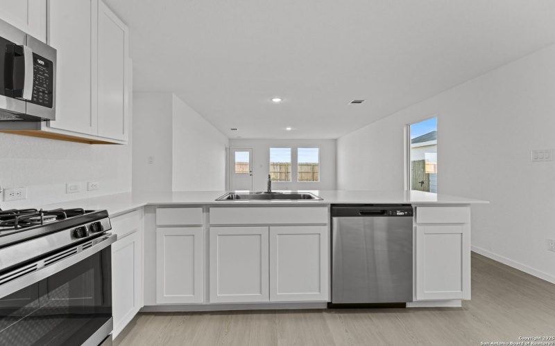 3765 Swift Fox Rd, New Braunfels, TX 78130, 3 Bedrooms Bedrooms, ,2 BathroomsBathrooms,Residential,For Sale,3765 Swift Fox Rd,0,1922747