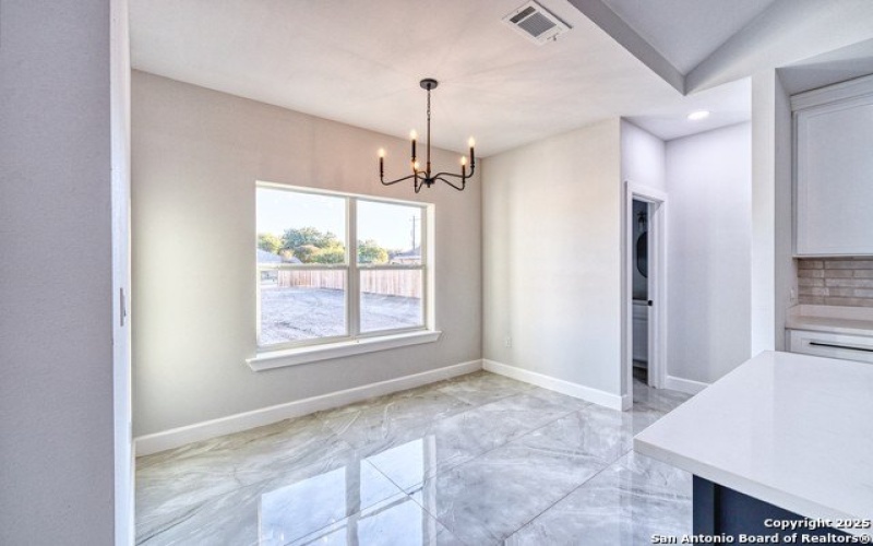 14 Hope Place, Uvalde, TX 78801, 4 Bedrooms Bedrooms, ,3 BathroomsBathrooms,Residential,For Sale,14 Hope Place,0,1922769