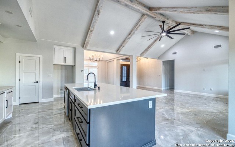 14 Hope Place, Uvalde, TX 78801, 4 Bedrooms Bedrooms, ,3 BathroomsBathrooms,Residential,For Sale,14 Hope Place,0,1922769