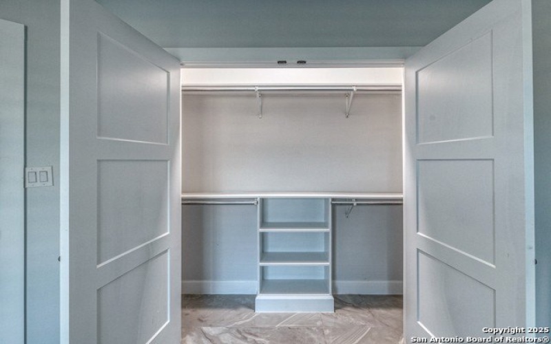 14 Hope Place, Uvalde, TX 78801, 4 Bedrooms Bedrooms, ,3 BathroomsBathrooms,Residential,For Sale,14 Hope Place,0,1922769