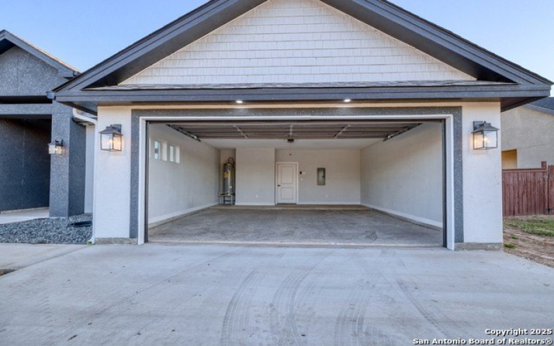 14 Hope Place, Uvalde, TX 78801, 4 Bedrooms Bedrooms, ,3 BathroomsBathrooms,Residential,For Sale,14 Hope Place,0,1922769