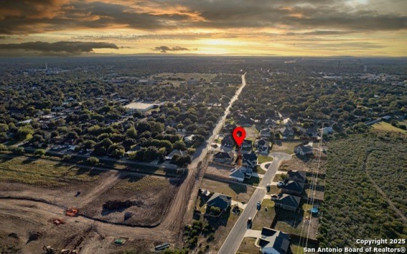 14 Hope Place, Uvalde, TX 78801, 4 Bedrooms Bedrooms, ,3 BathroomsBathrooms,Residential,For Sale,14 Hope Place,0,1922769