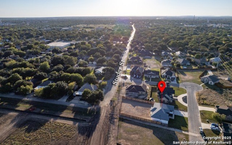 14 Hope Place, Uvalde, TX 78801, 4 Bedrooms Bedrooms, ,3 BathroomsBathrooms,Residential,For Sale,14 Hope Place,0,1922769