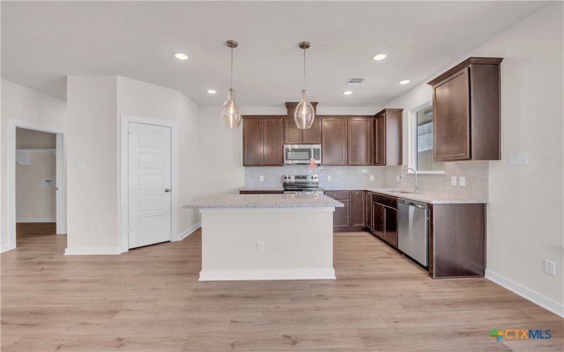 262 Wind Ridge Drive, Copperas Cove, TX 76522, 3 Bedrooms Bedrooms, ,2 BathroomsBathrooms,Residential,For Sale,262 Wind Ridge Drive,0,559077