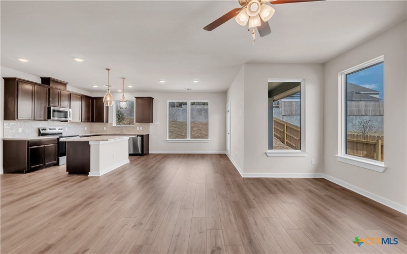 262 Wind Ridge Drive, Copperas Cove, TX 76522, 3 Bedrooms Bedrooms, ,2 BathroomsBathrooms,Residential,For Sale,262 Wind Ridge Drive,0,559077