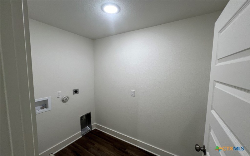 1814 Royal Loop, Belton, TX 76513, 4 Bedrooms Bedrooms, ,2 BathroomsBathrooms,Residential,For Sale,1814 Royal Loop,0,576862