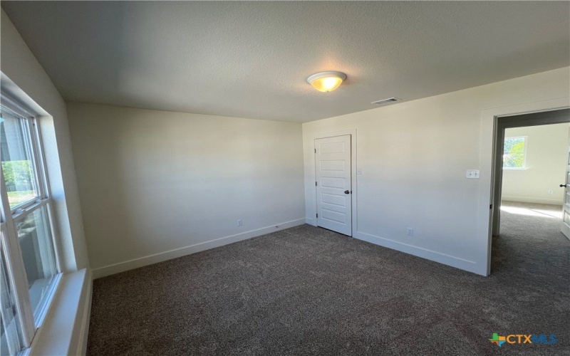 1810 Royal Loop, Belton, TX 76513, 4 Bedrooms Bedrooms, ,2 BathroomsBathrooms,Residential,For Sale,1810 Royal Loop,0,576863