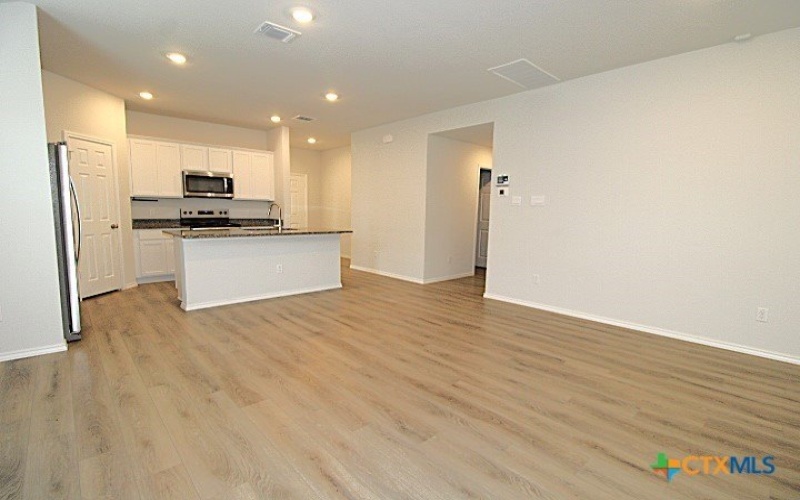 2466 Bee Creek Drive, Copperas Cove, TX 76522, 4 Habitaciones Habitaciones , ,2 BañosBaños,Residential,En Venta,2466 Bee Creek Drive,0,587698