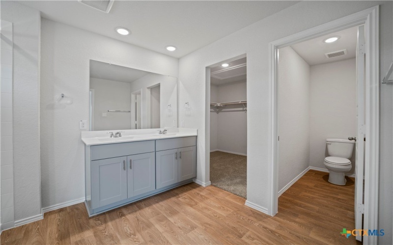 465 Payton Drive, New Braunfels, TX 78130, 4 Habitaciones Habitaciones , ,2 BañosBaños,Residential,En Venta,465 Payton Drive,0,587821