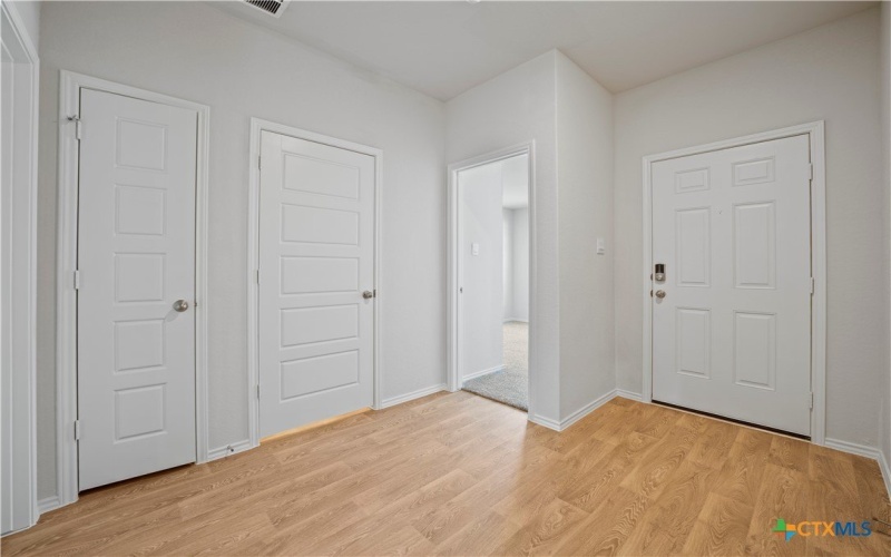 465 Payton Drive, New Braunfels, TX 78130, 4 Habitaciones Habitaciones , ,2 BañosBaños,Residential,En Venta,465 Payton Drive,0,587821