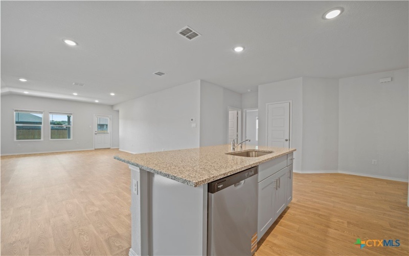 465 Payton Drive, New Braunfels, TX 78130, 4 Habitaciones Habitaciones , ,2 BañosBaños,Residential,En Venta,465 Payton Drive,0,587821