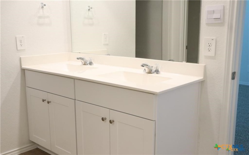 1056 Chachalaca Court, Seguin, TX 78155, 3 Habitaciones Habitaciones , ,2 BañosBaños,Residential,En Venta,1056 Chachalaca Court,0,588202