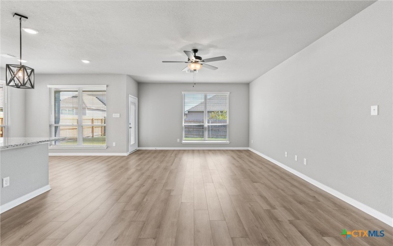 1873 Longmire Loop, Temple, TX 76502, 4 Habitaciones Habitaciones , ,2 BañosBaños,Residential,En Venta,1873 Longmire Loop,0,589237