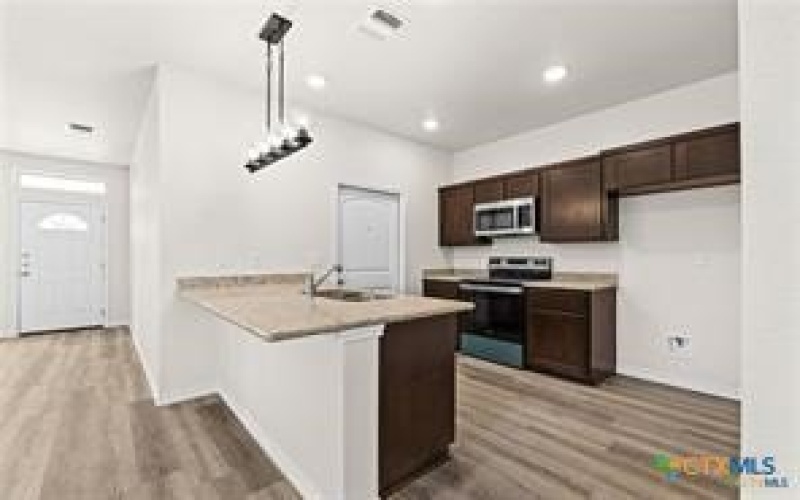 121 Leon Street unit: B #B, Copperas Cove, TX 76522, 3 Bedrooms Bedrooms, ,2 BathroomsBathrooms,Residential Multi Family,For Sale,121 Leon Street unit: B,0,589811