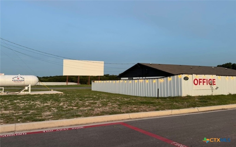 3196 Renee Street, Copperas Cove, TX 76522, 2 Bedrooms Bedrooms, ,1 BathroomBathrooms,Residential,For Sale,3196 Renee Street,0,590133