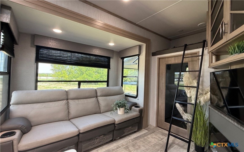 3196 Renee Street, Copperas Cove, TX 76522, 2 Bedrooms Bedrooms, ,1 BathroomBathrooms,Residential,For Sale,3196 Renee Street,0,590133