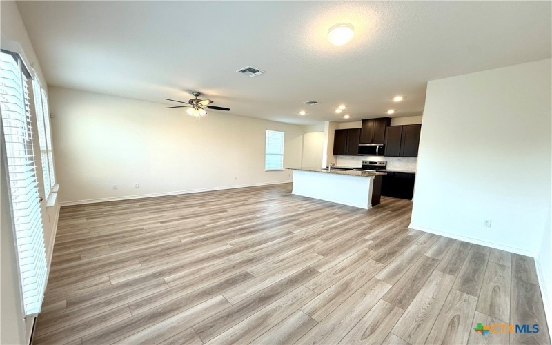 433 Panther Pass, Seguin, TX 78155, 4 Habitaciones Habitaciones , ,2 BañosBaños,Residential,En Venta,433 Panther Pass,0,590535