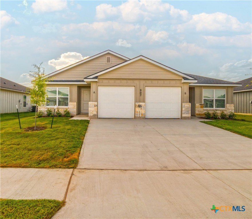 907 Switchgrass Drive unit: A #A, Killeen, TX 76543, 3 Bedrooms Bedrooms, ,2 BathroomsBathrooms,Residential,For Sale,907 Switchgrass Drive unit: A,0,591047