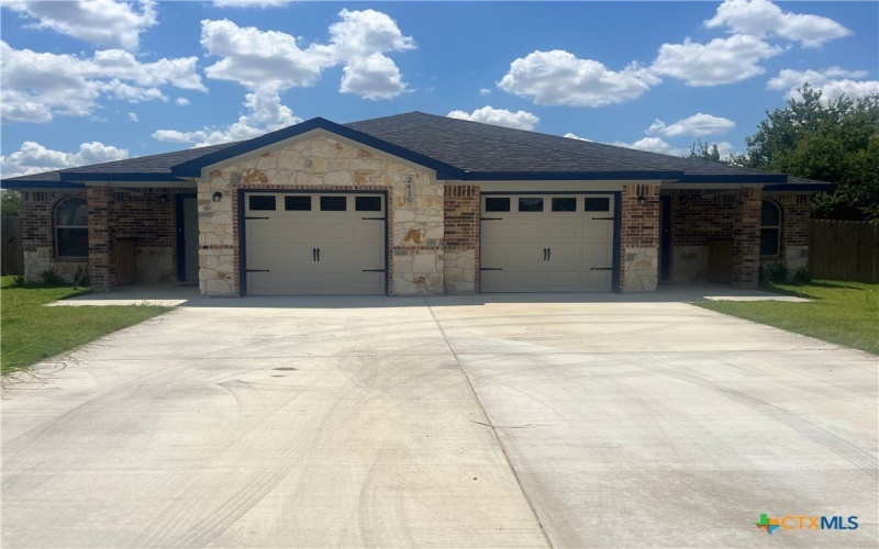 2410 Westcliff Road unit: B #B, Killeen, TX 76543, 3 Bedrooms Bedrooms, ,2 BathroomsBathrooms,Residential Multi Family,For Sale,2410 Westcliff Road unit: B,0,591722