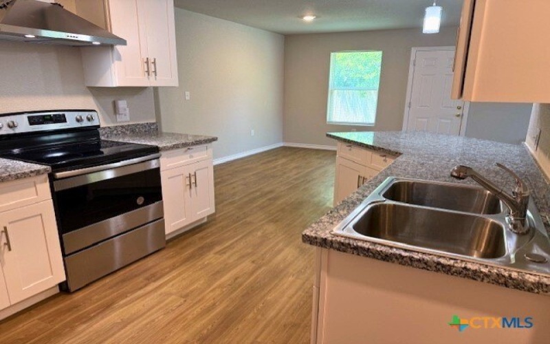 2410 Westcliff Road unit: B #B, Killeen, TX 76543, 3 Bedrooms Bedrooms, ,2 BathroomsBathrooms,Residential Multi Family,For Sale,2410 Westcliff Road unit: B,0,591722