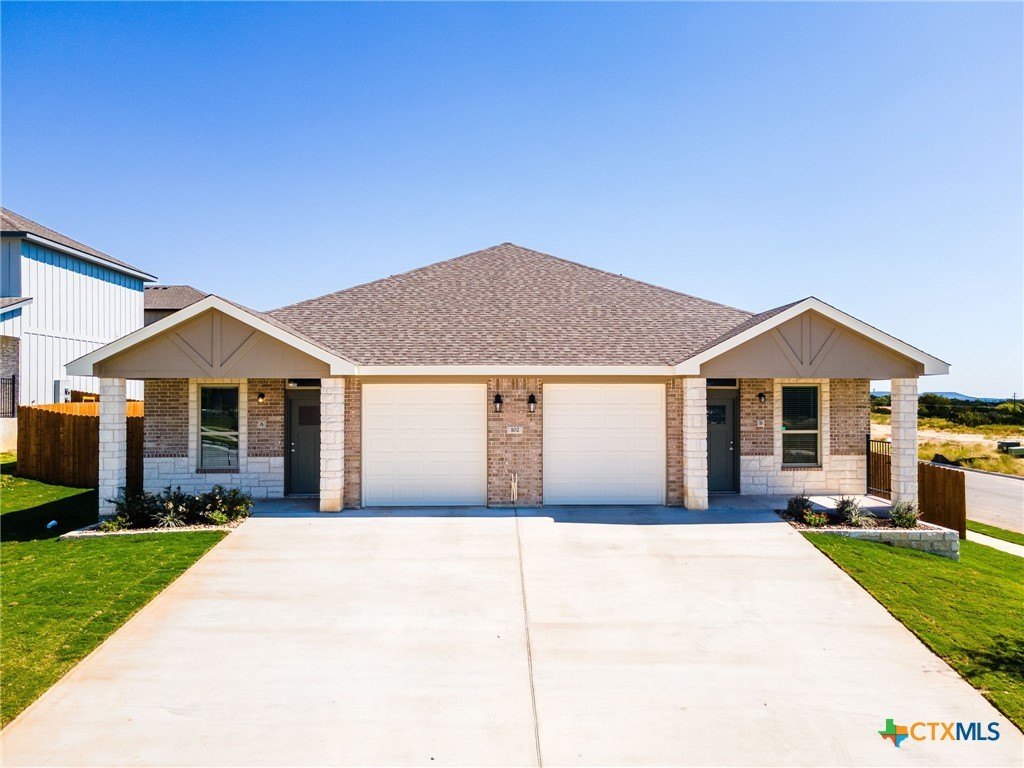 102 Levi Court unit: B #B, Copperas Cove, TX 76522, 3 Bedrooms Bedrooms, ,2 BathroomsBathrooms,Residential Multi Family,For Sale,102 Levi Court unit: B,0,593385