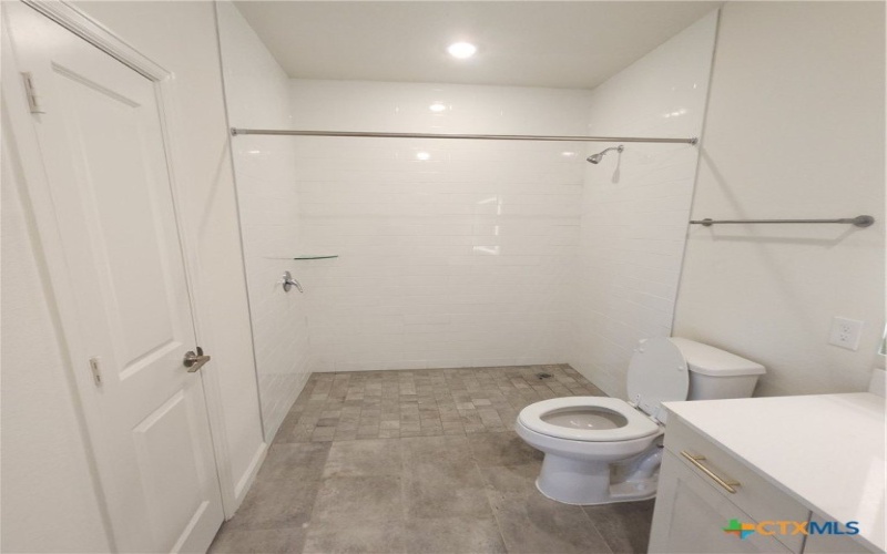 475 River Fair Boulevard unit: B1 #B1, Belton, TX 76513, 2 Bedrooms Bedrooms, ,2 BathroomsBathrooms,Residential Multi Family,For Sale,475 River Fair Boulevard unit: B1,0,593462