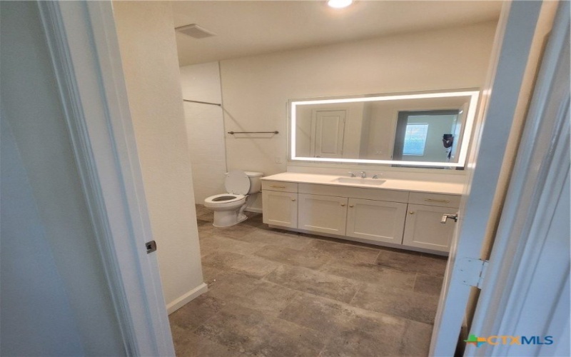 475 River Fair Boulevard unit: B1 #B1, Belton, TX 76513, 2 Bedrooms Bedrooms, ,2 BathroomsBathrooms,Residential Multi Family,For Sale,475 River Fair Boulevard unit: B1,0,593462