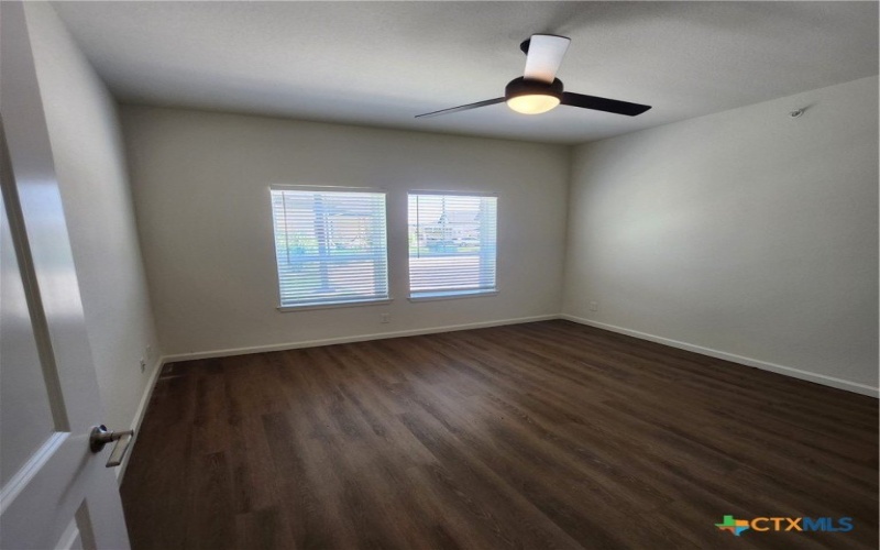 475 River Fair Boulevard unit: B1 #B1, Belton, TX 76513, 2 Bedrooms Bedrooms, ,2 BathroomsBathrooms,Residential Multi Family,For Sale,475 River Fair Boulevard unit: B1,0,593462