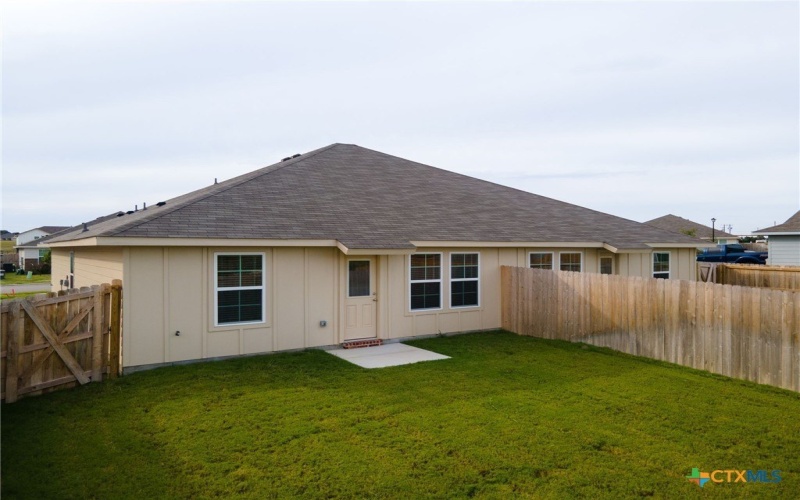 1218 Lexington Drive unit: B #B, Copperas Cove, TX 76522, 3 Bedrooms Bedrooms, ,2 BathroomsBathrooms,Residential Multi Family,For Sale,1218 Lexington Drive unit: B,0,594072
