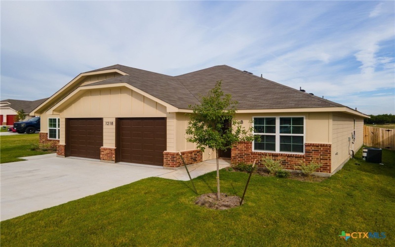 1218 Lexington Drive unit: B #B, Copperas Cove, TX 76522, 3 Bedrooms Bedrooms, ,2 BathroomsBathrooms,Residential Multi Family,For Sale,1218 Lexington Drive unit: B,0,594072