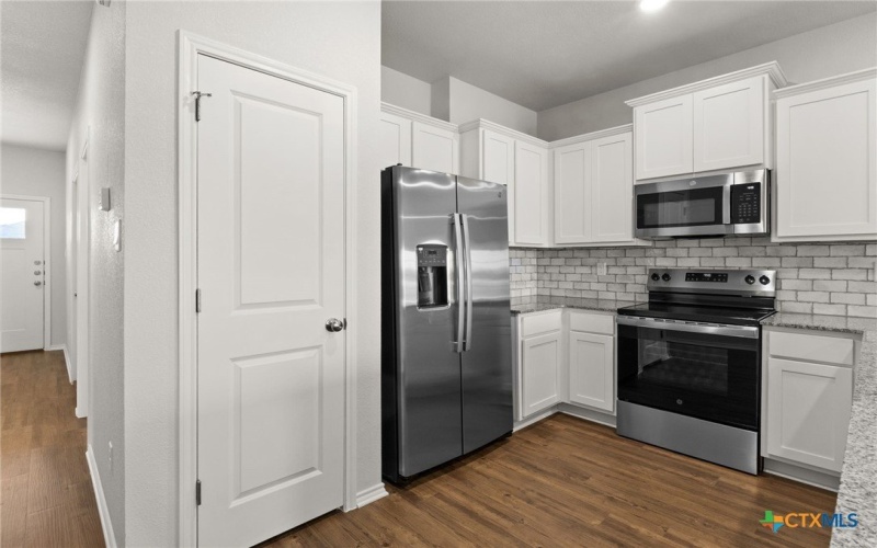 1218 Lexington Drive unit: B #B, Copperas Cove, TX 76522, 3 Bedrooms Bedrooms, ,2 BathroomsBathrooms,Residential Multi Family,For Sale,1218 Lexington Drive unit: B,0,594072