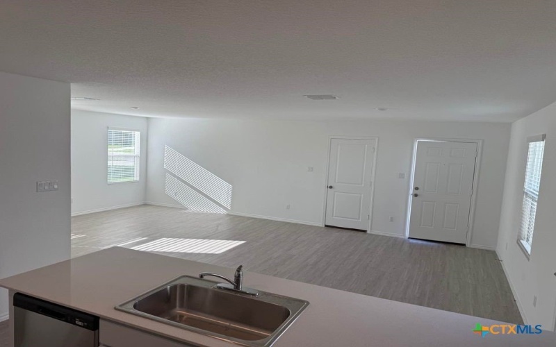 113 MARTY ALLEN, Jarrell, TX 76537, 3 Habitaciones Habitaciones , ,2 BañosBaños,Residential,En Venta,113 MARTY ALLEN,0,594763