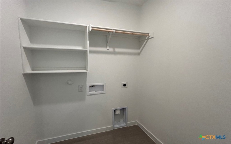 728 Horsetail Lane, New Braunfels, TX 78132, 4 Habitaciones Habitaciones , ,3 BañosBaños,Residential,En Venta,728 Horsetail Lane,0,594926