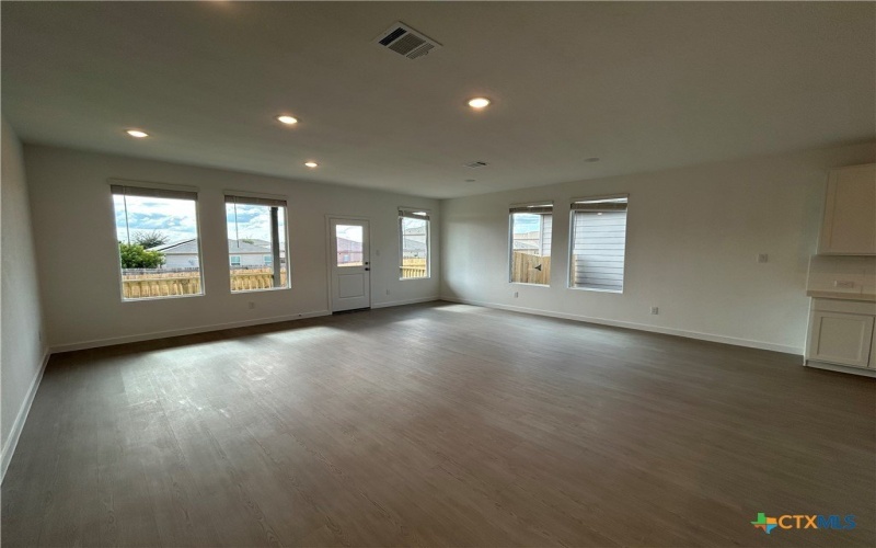 728 Horsetail Lane, New Braunfels, TX 78132, 4 Habitaciones Habitaciones , ,3 BañosBaños,Residential,En Venta,728 Horsetail Lane,0,594926