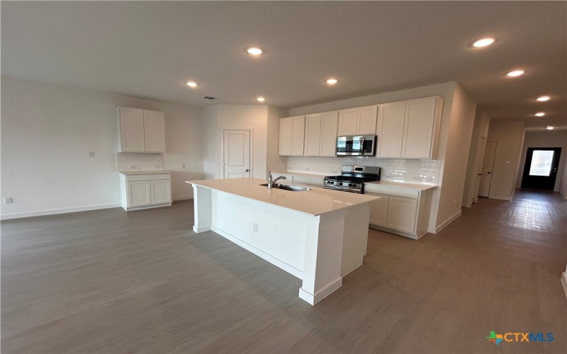 728 Horsetail Lane, New Braunfels, TX 78132, 4 Habitaciones Habitaciones , ,3 BañosBaños,Residential,En Venta,728 Horsetail Lane,0,594926