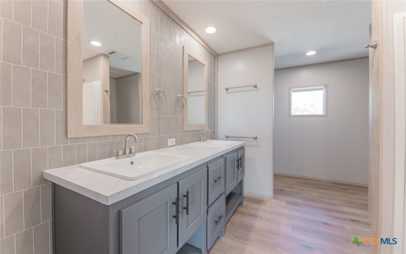 3505 Ivy Gap Road, Kempner, TX 76539, 3 Bedrooms Bedrooms, ,2 BathroomsBathrooms,Residential,For Sale,3505 Ivy Gap Road,0,595140