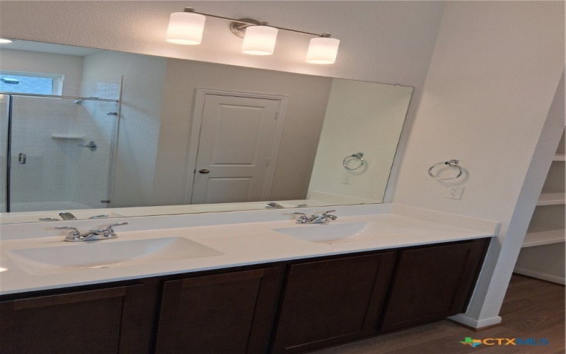 253 Villars Drive, Salado, TX 76571, 4 Habitaciones Habitaciones , ,2 BañosBaños,Residential,En Venta,253 Villars Drive,0,595674