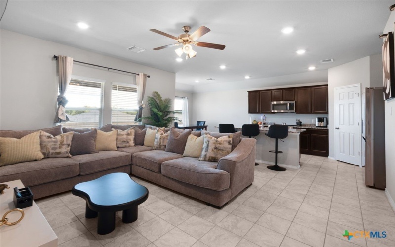 1321 Lindsey Drive, Copperas Cove, TX 76522, 3 Bedrooms Bedrooms, ,2 BathroomsBathrooms,Residential,For Sale,1321 Lindsey Drive,0,595889