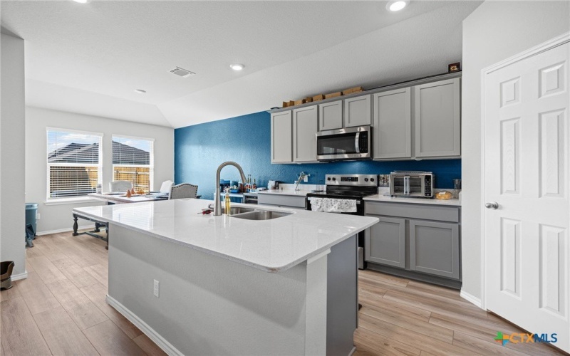 7203 Gilbert Drive, Killeen, TX 76549, 4 Bedrooms Bedrooms, ,2 BathroomsBathrooms,Residential,For Sale,7203 Gilbert Drive,0,596068